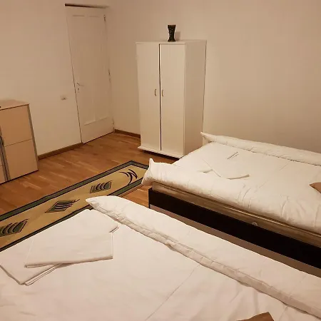 Bigcitty בית הארחה קלוז'-נאפוקה